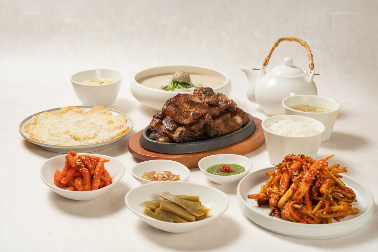 On Jeong Ok gallery 1
